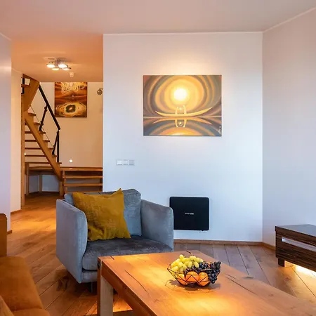 Spacious Penthouse With A Good View In Downtown Apartamento *